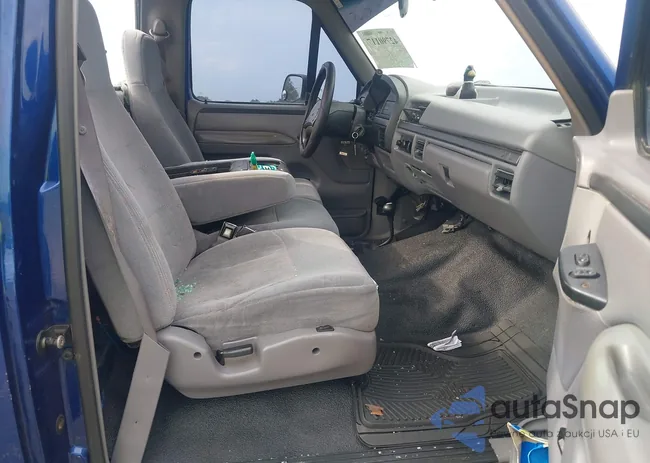 1FTHF26HXVEA03153: 42790117