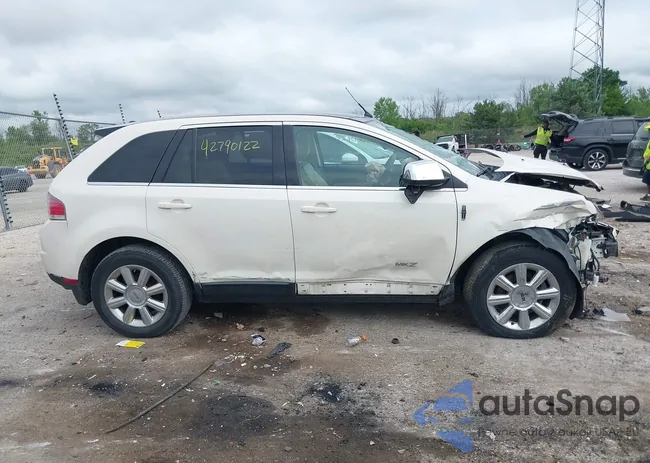 2LMDU88C18BJ13842: 42790122