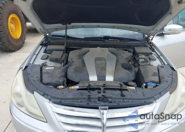 KMHGC4DD0DU223899: 42790152