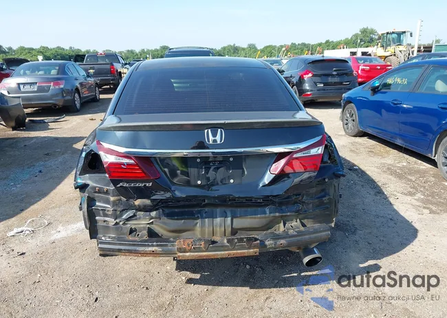 1HGCR2F32GA070931: 42790163