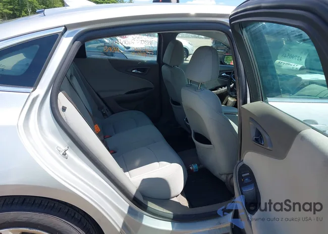 1G1ZE5ST6HF259638: 42790548