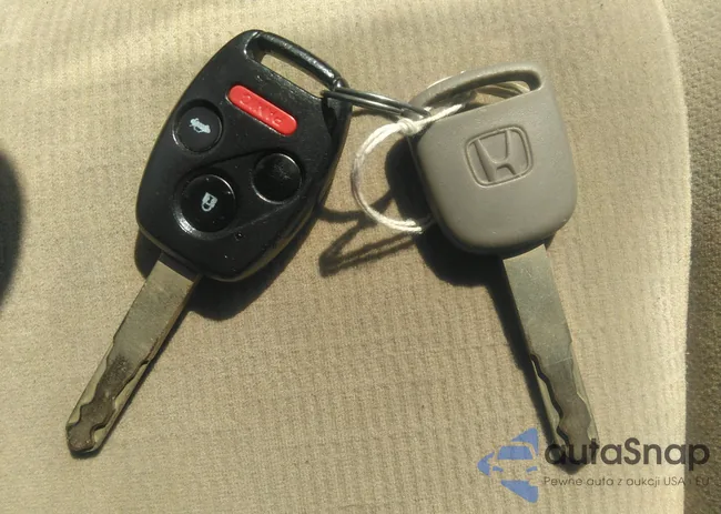 1HGCM56387A007428: 42790574