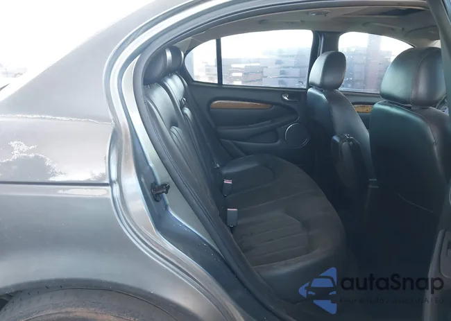 SAJEA51C84WE11761: 42789642