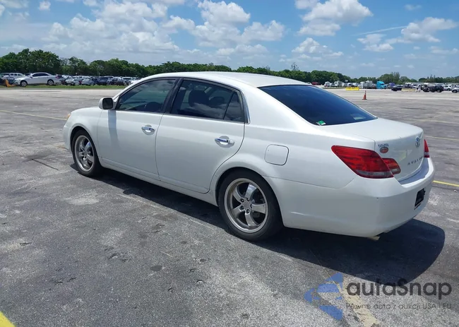 4T1BK36B78U266533: 42789788