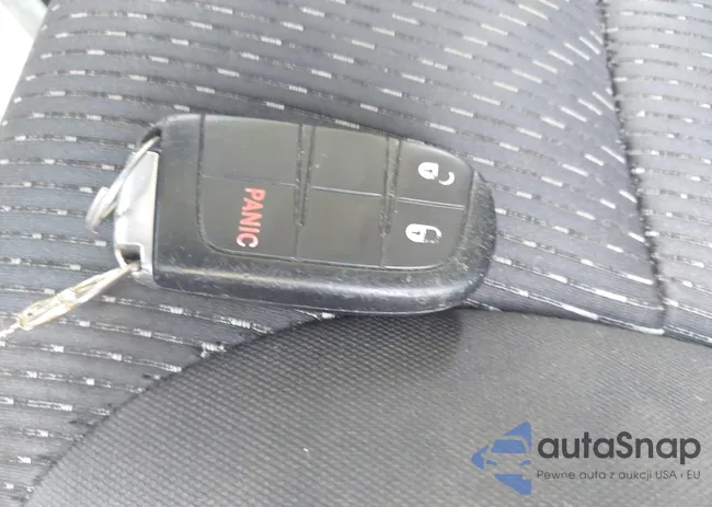 3C4PDCAB8JT529768: 42789838