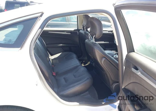 3FA6P0K94ER161238: 42789924