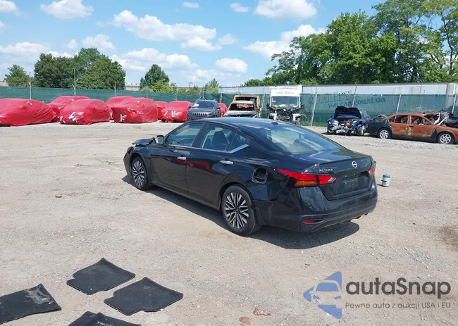 1N4BL4DV2RN315174: 42791018