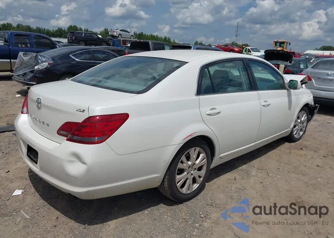 4T1BK36B68U320260: 42791036