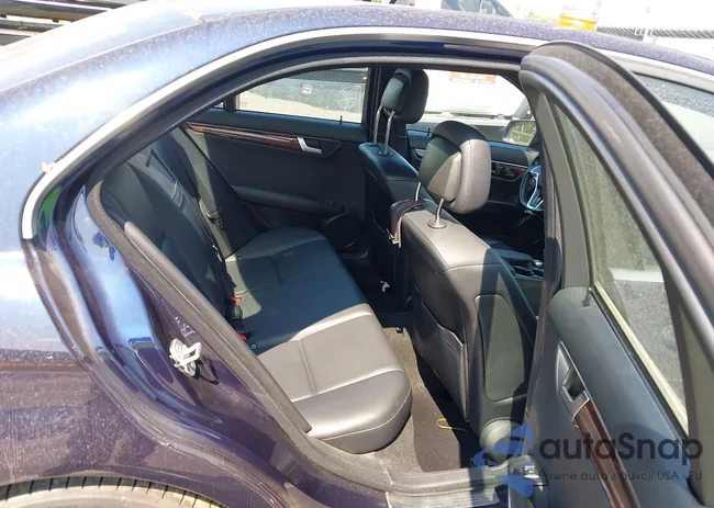 WDDGF8AB6DR276931: 42791081