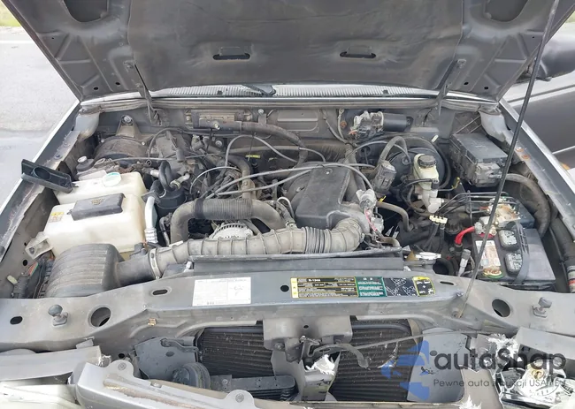 1FTYR44UX5PA40338: 42791402