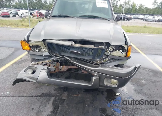 1FTYR44UX5PA40338: 42791402