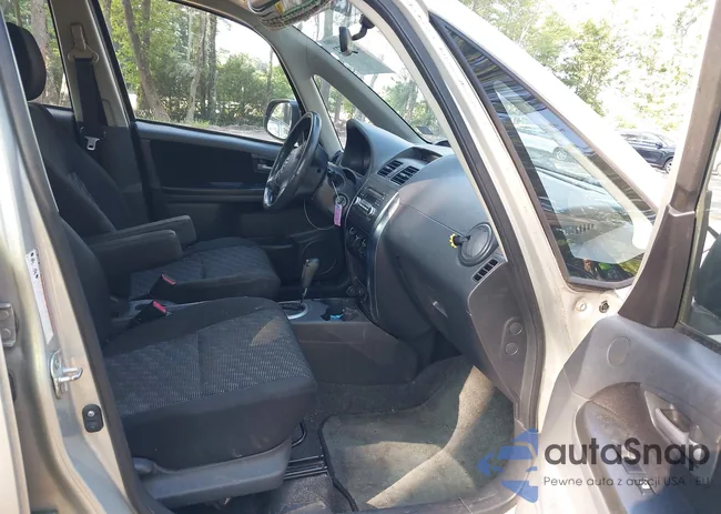 JS2YB413095102272: 42791572