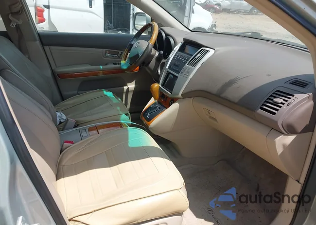 2T2HK31U69C115281: 42790589