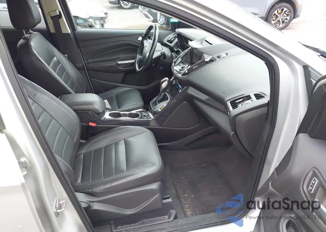 1FMCU9J9XEUA33862: 42790743