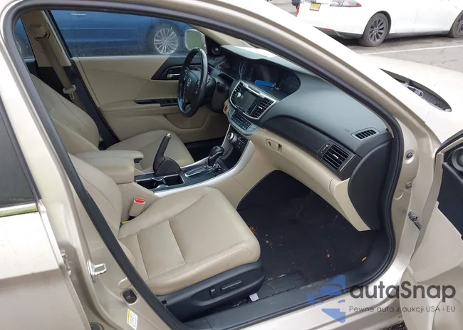 1HGCR2F89DA021894: 42790794