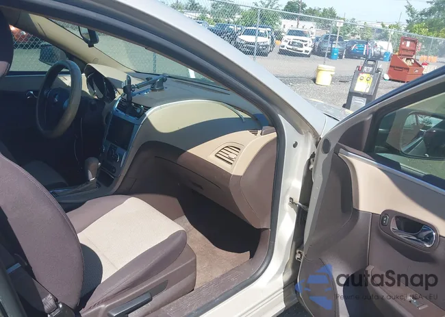 1G1ZB5E16BF148484: 42790970