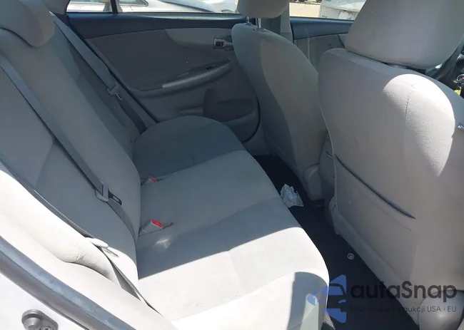 2T1BU4EE1DC988944: 42792087