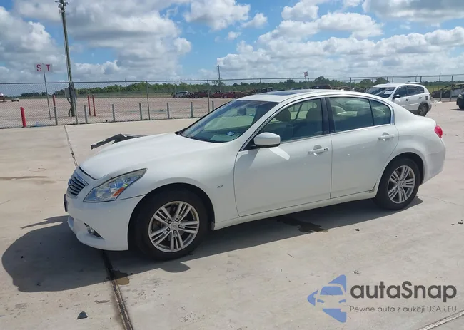 JN1CV6AR3FM524794: 42792100