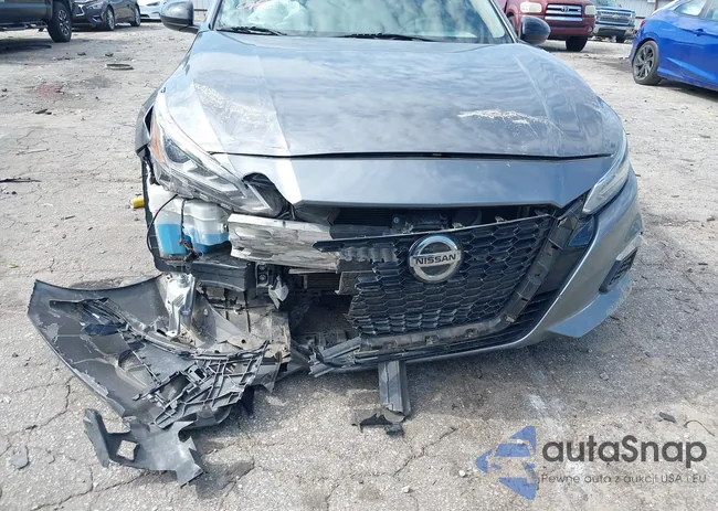 1N4BL4CV7MN306822: 42792200