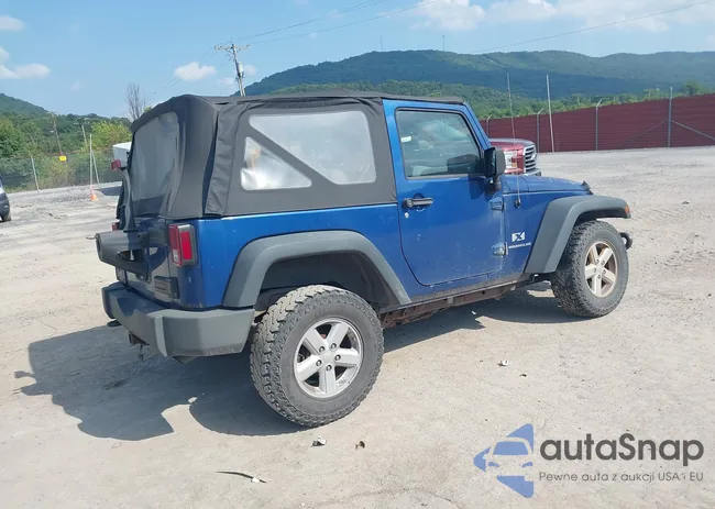 1J4FA24109L727084: 42792207