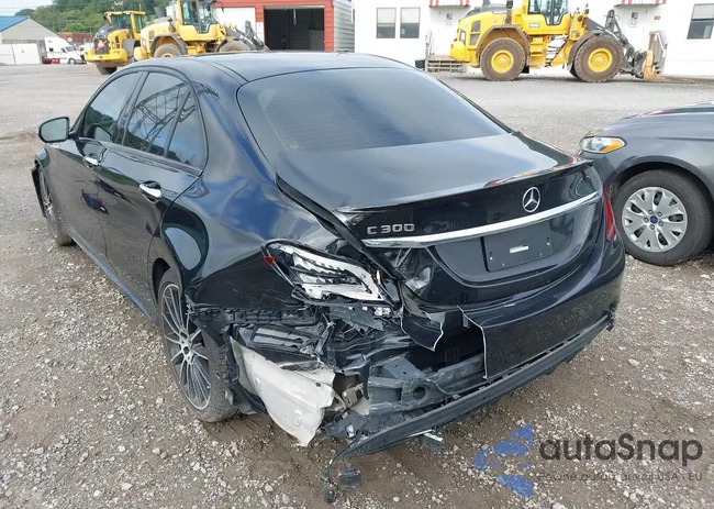 W1KWF8DB8LR602380: 42792211