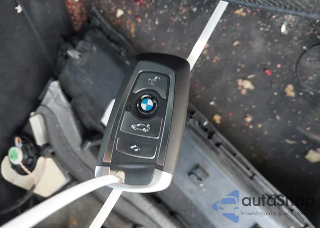 WBAKB4C57CC576203: 42792281