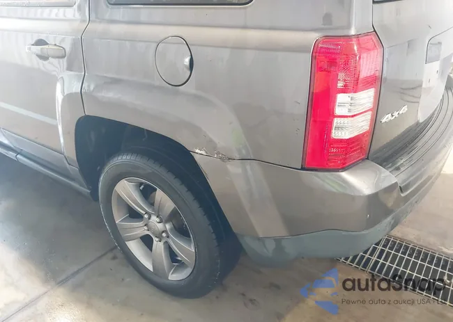 1C4NJRFB5FD376257: 42792428