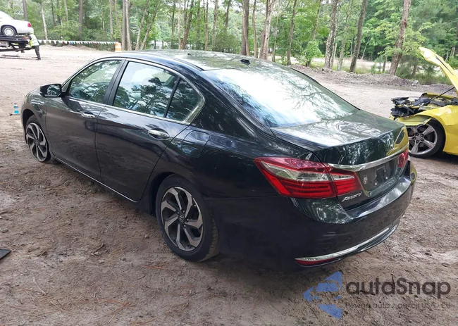 1HGCR2F72HA000897: 42792439