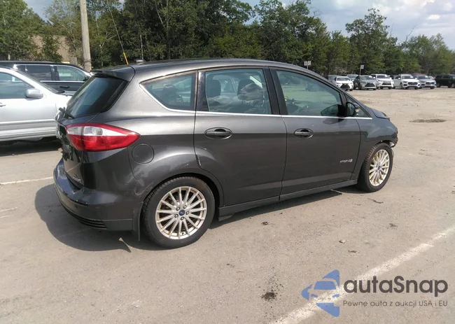 1FADP5BU3GL102174: 42792454