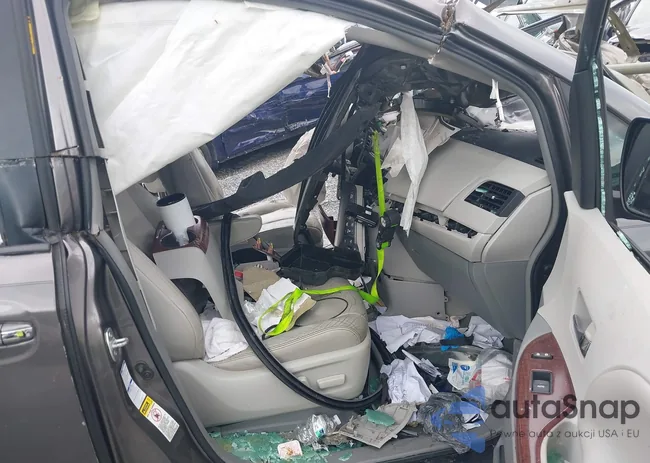 5TDDK3DC3ES088323: 42791617