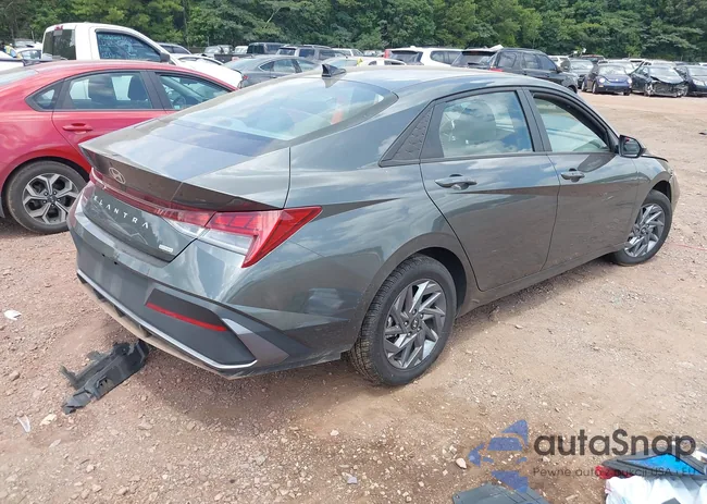 KMHLM4DJ5RU104075: 42791628