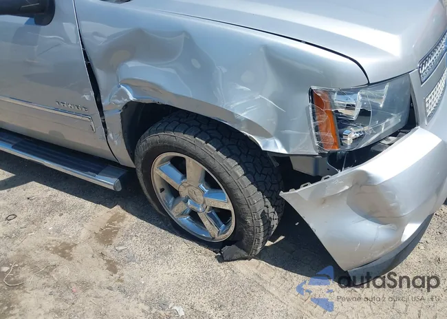 1GNSKCE05DR328410: 42791787