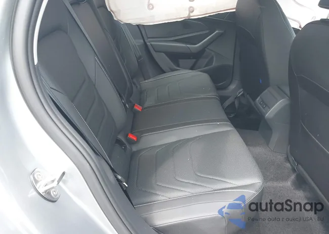 3VWGM7BU8RM082269: 42791920