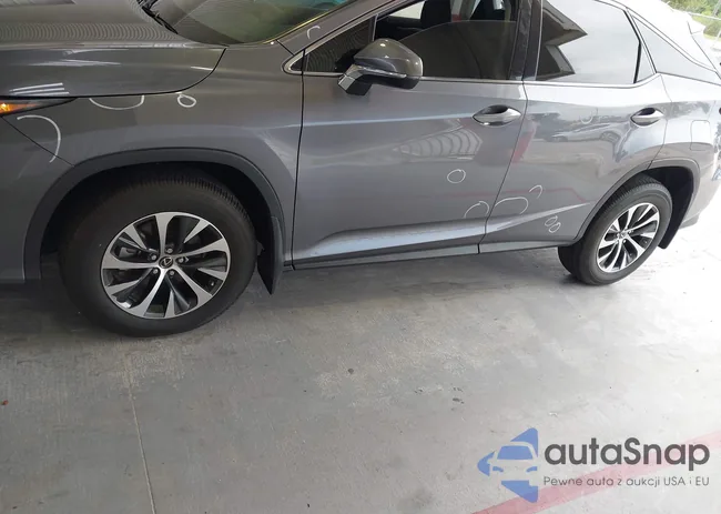 2T2HZMDA9MC300968: 42791930