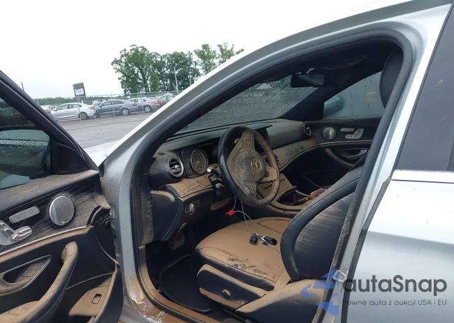 WDDZF4KB0HA111719: 42791972