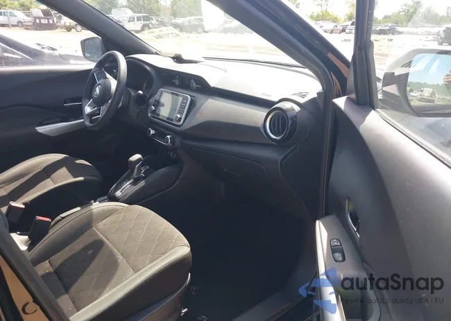 3N1CP5CV5LL518127: 42793304