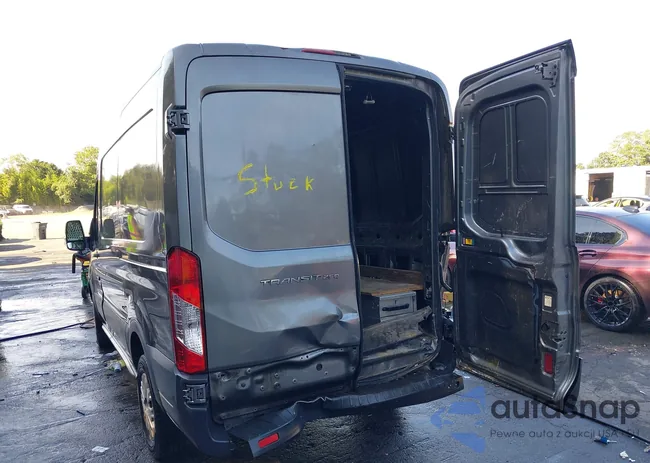 1FTNR1CM8FKA85277: 42793339