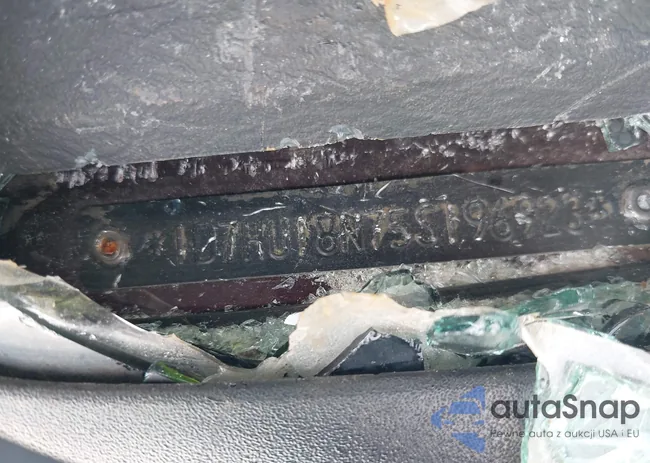 1D7HU18N75S196923: 42793350