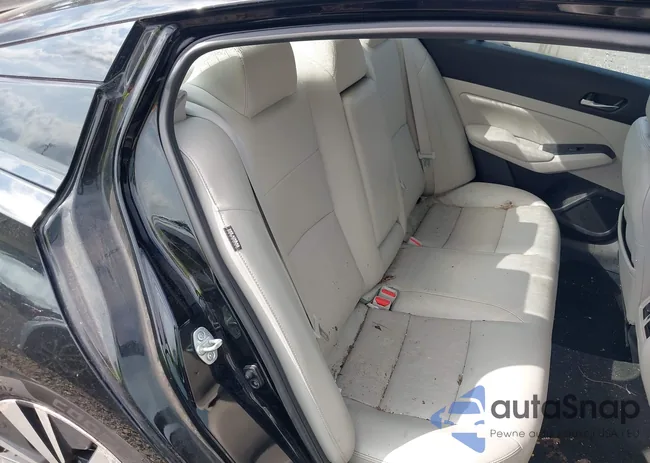 1N4BL4EV7KC175610: 42792632