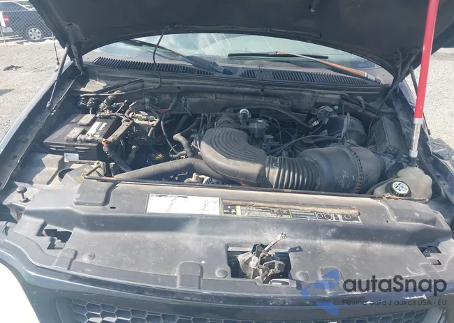 1FTRX18W22NA10472: 42792778