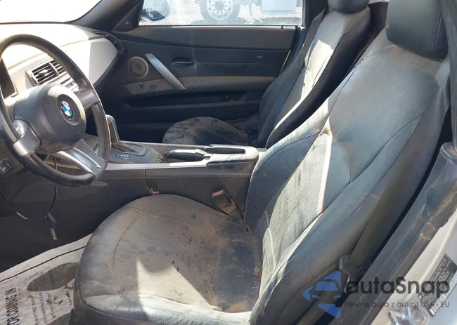 4USBT53453LU00824: 42792854