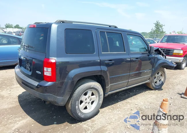 1C4NJRFB7ED713672: 42794042