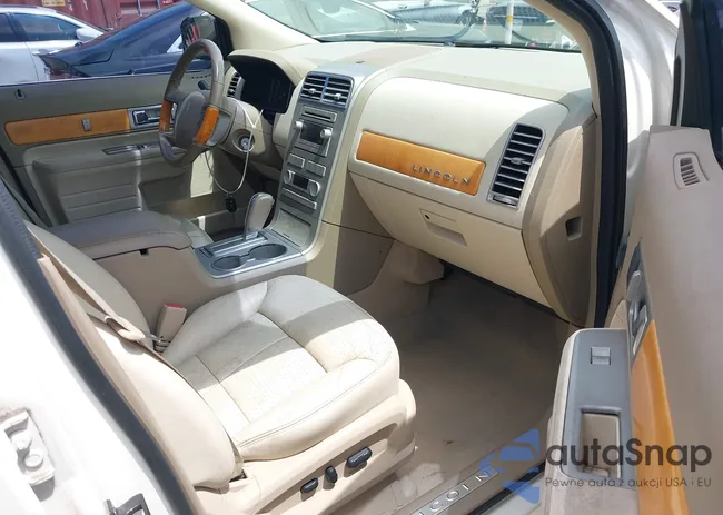 2LMDU88C17BJ27657: 42794290