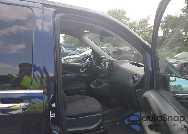 W1XV0CEY2M3905320: 42794321