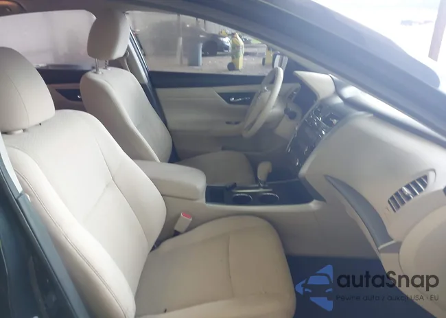 1N4AL3AP2FC453879: 42794475