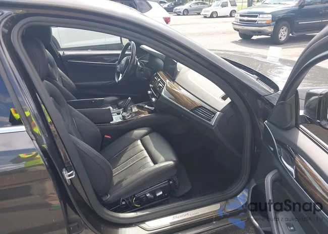 WBAJR7C03LWW64872: 42793637