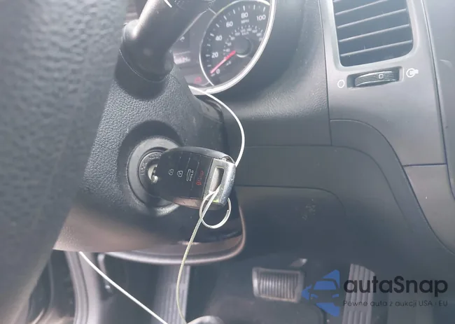 3KPFK4A70JE236793: 42793674