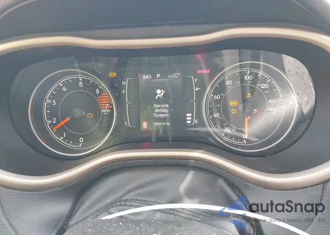 1C4PJLCB4JD621066: 42793854