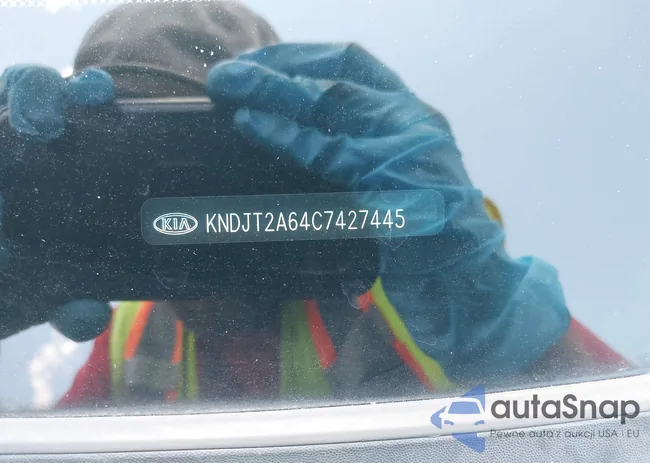 KNDJT2A64C7427445: 42793858