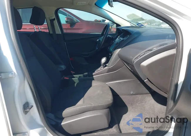 1FADP3F23FL299620: 42795136